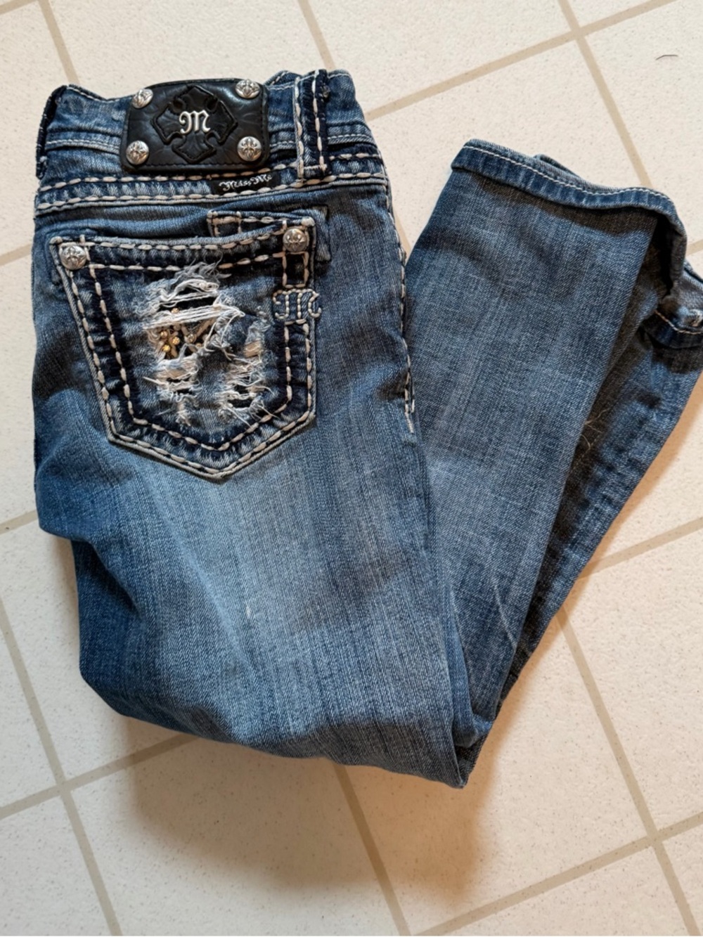 Miss Me Distressed Medium Blue Cropped Jeans